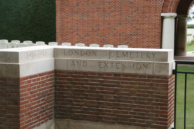 Great War inscription to left of entrance gate